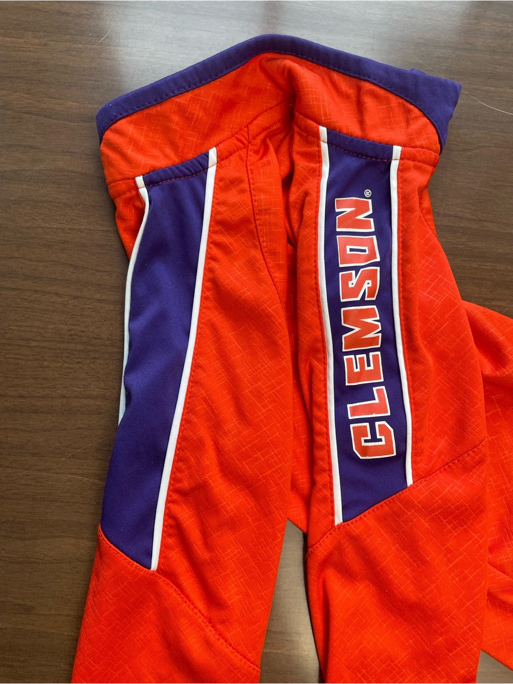 Colosseum Clemson Kids 1/4 Zip Pullover - Picture 4 of 6